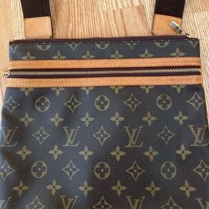 Louis Vuitton Pochette Bosphore